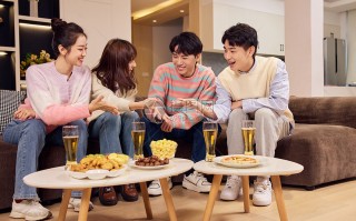 朋友聚会短视频制作 “侧麻花”舞蹈火遍全网！动作太上头了跟着学3步解锁潮流新姿势